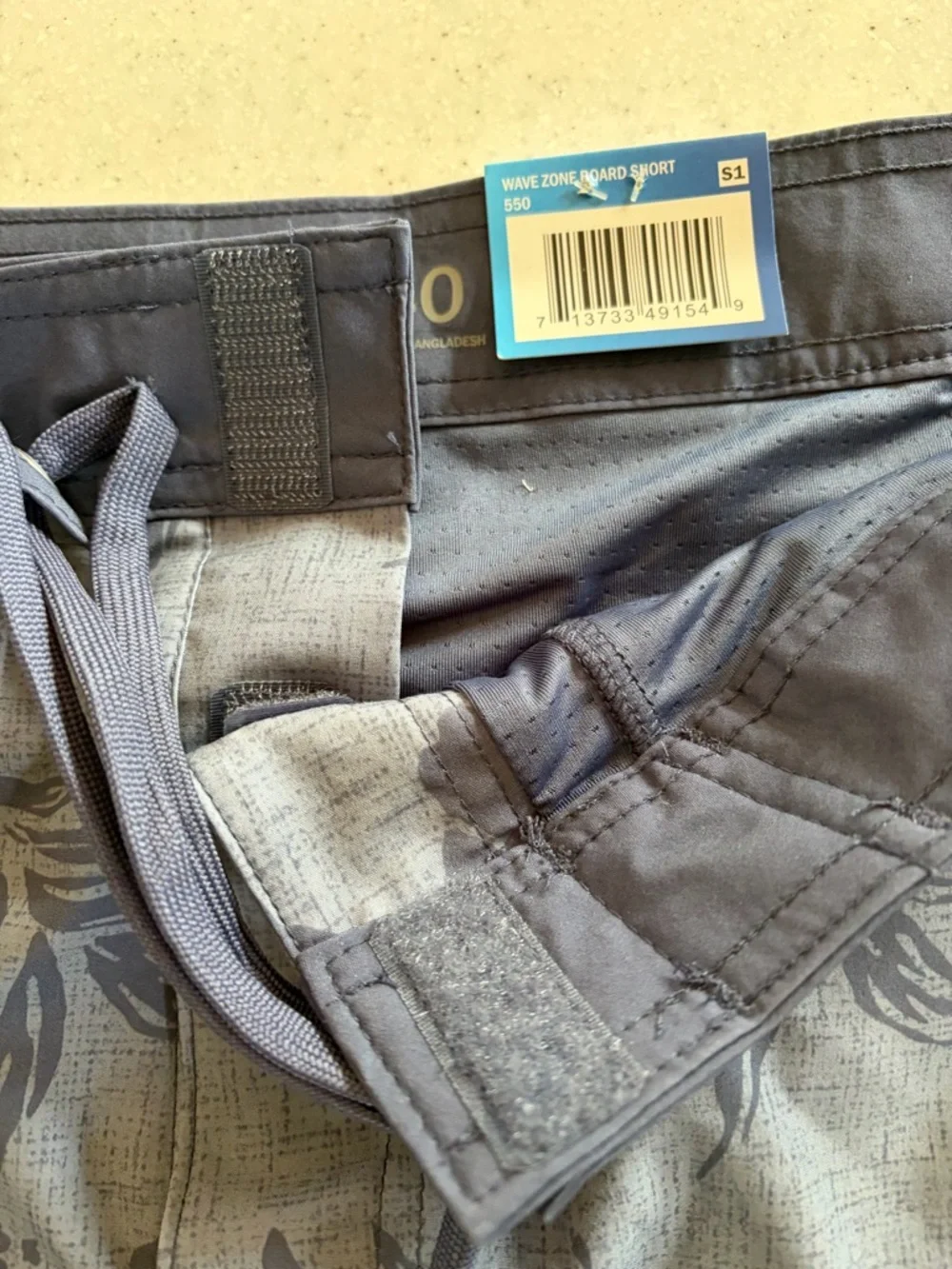 NWT Wave Zone Men’s Sz 40 Gray & Blue Floral Swim Trunks with Liner &  pockets!